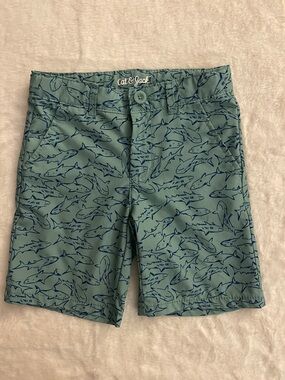 Cat & Jack Seafoam Green Shark-Print Shorts SZ 6
